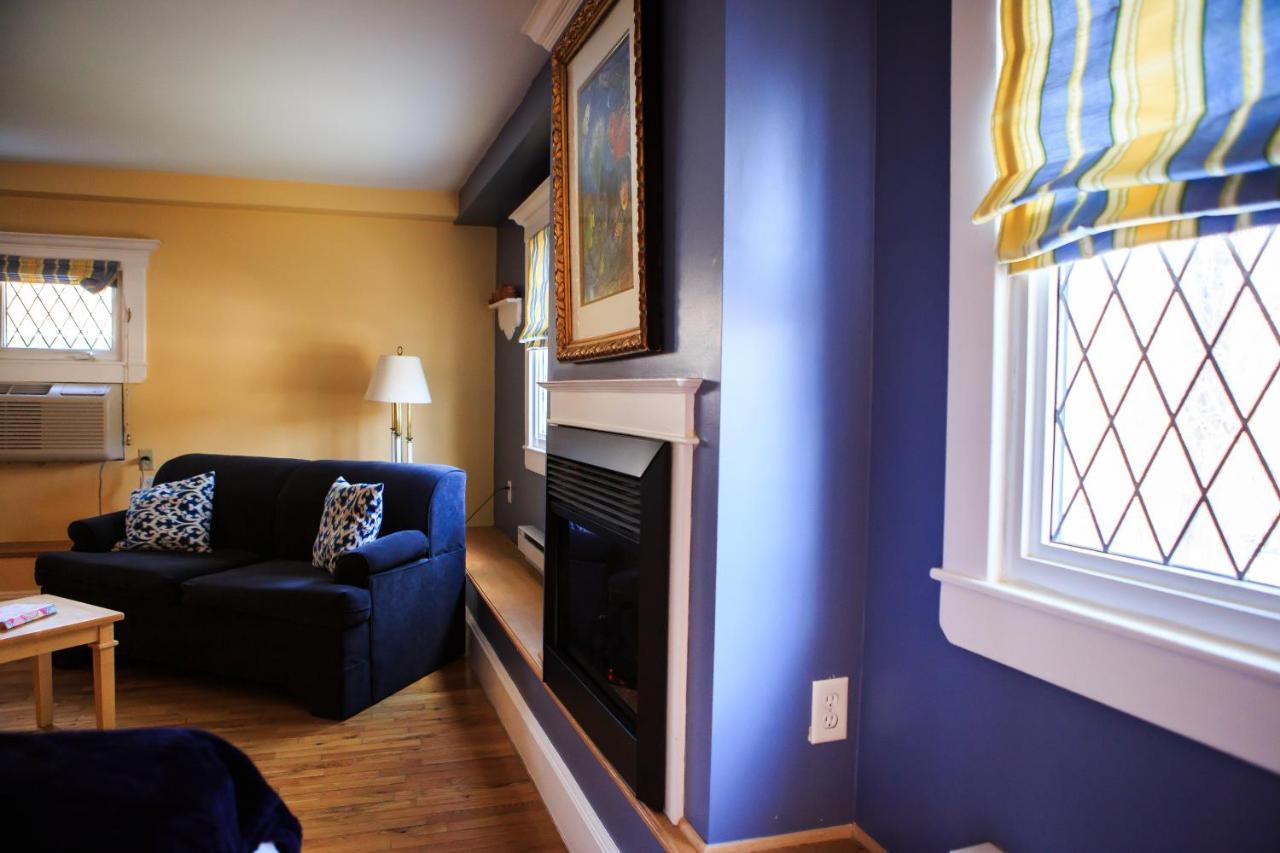 Leaside Manor 4* St. John's